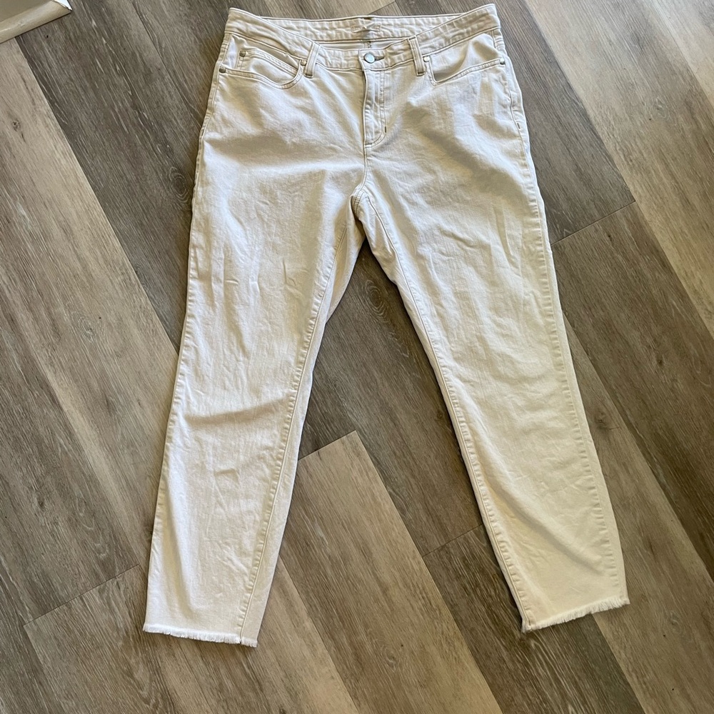 Eileen Fisher White Jeans Raw Hem Size 12